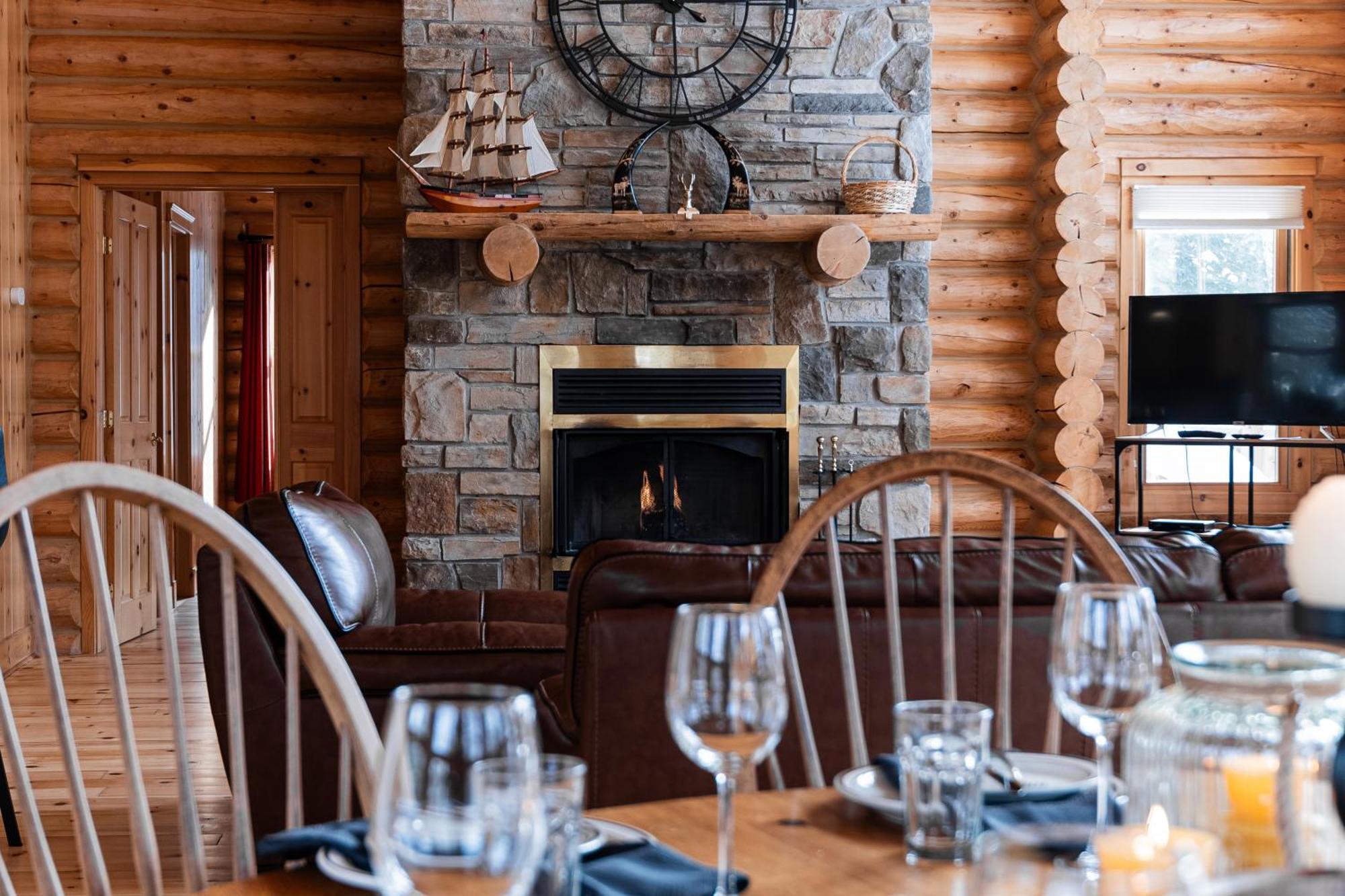 Fiddler Lake Resort Chalet 76 Deer Mille-Isles Exterior photo